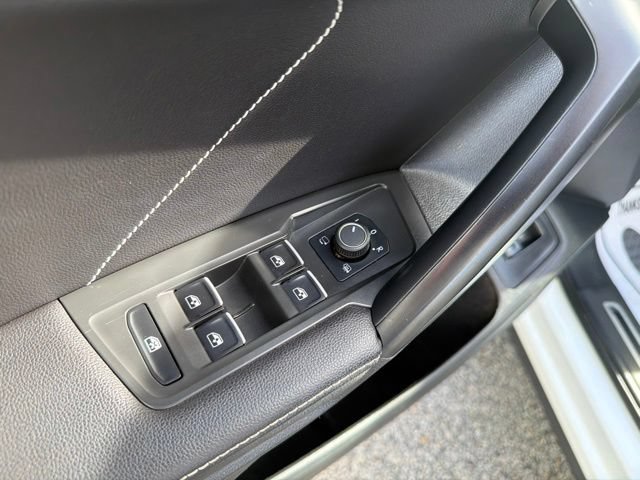 Certified 2023 Volkswagen Tiguan SEL R-Line AWD/4WD image 15