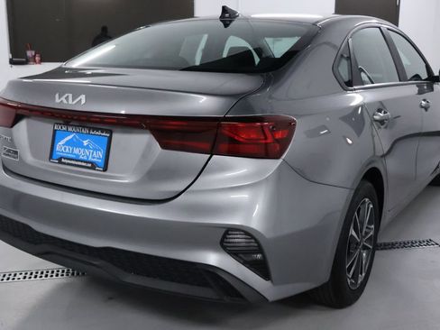 Used 2024 Kia Forte LXS image 7