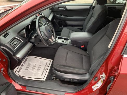 Used 2017 Subaru Outback 2.5i Premium image 10