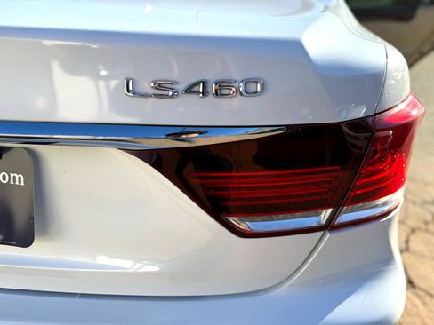 Used 2015 Lexus LS 460 Luxury image 33