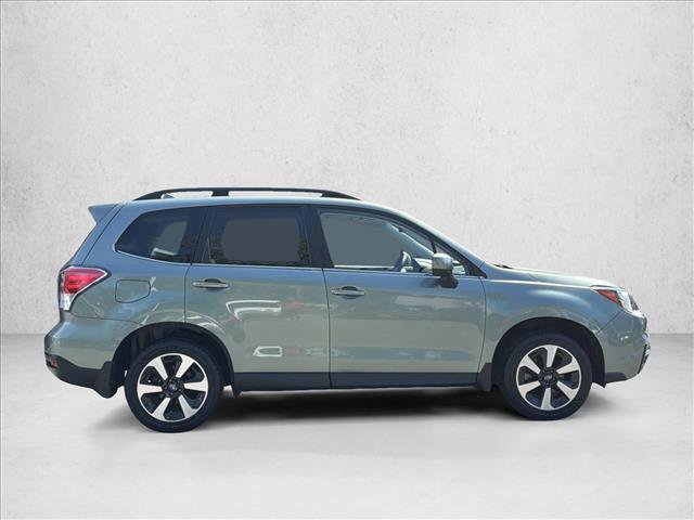 Used 2018 Subaru Forester 2.5i Limited AWD/4WD image 4