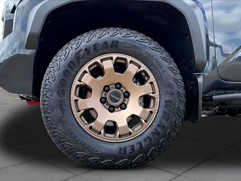Used 2026 Toyota Tacoma 4x4 Double Cab Hybrid image 11