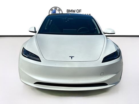 Used 2025 Tesla Model 3 Long Range image 2