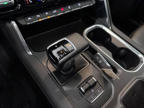 Certified 2025 GMC Sierra 1500 Denali w/ Denali Reserve Package image 24