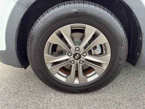 Used 2015 Hyundai Santa Fe Sport image 8
