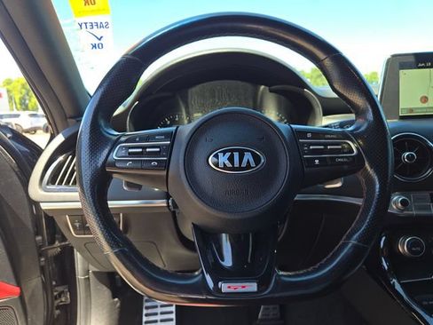 Used 2021 Kia Stinger GT2 RWD image 24