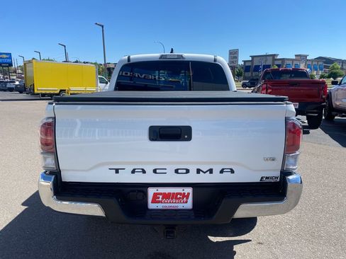 Used 2023 Toyota Tacoma TRD Off-Road AWD/4WD image 4
