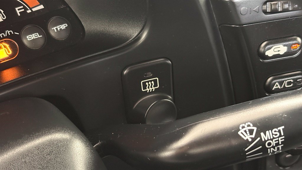 Used 2005 Honda S2000 image 29