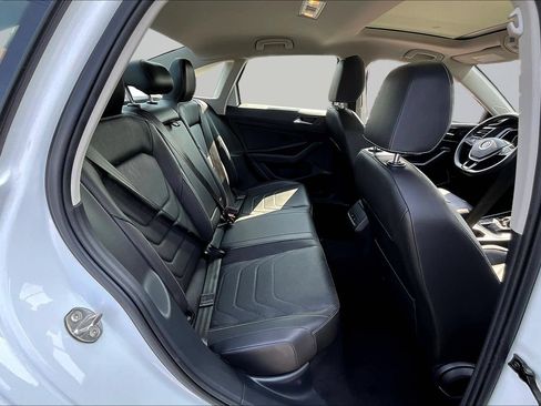 Used 2019 Volkswagen Jetta SEL Premium FWD image 23