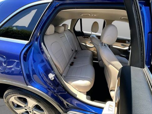 Used 2018 Mercedes-Benz GLC 300 image 19