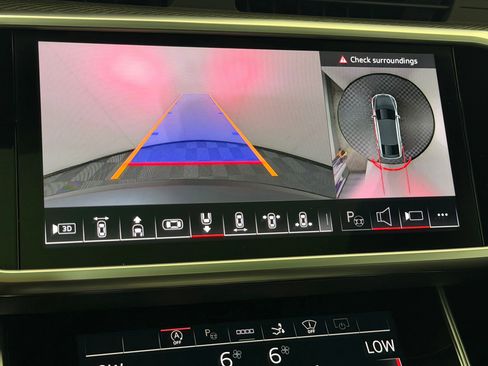 Used 2025 Audi RS 7 Performance AWD/4WD image 26