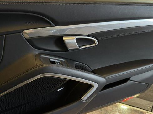 Used 2019 Porsche 911 Turbo image 18