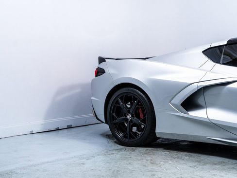 Used 2020 Chevrolet Corvette Stingray Preferred Cpe w/ 2LT Preferred Equipment Group image 11