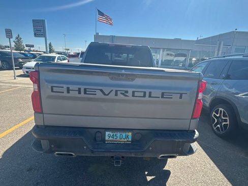 Used 2021 Chevrolet Silverado 1500 LT Trail Boss w/ Convenience Package II AWD/4WD image 6