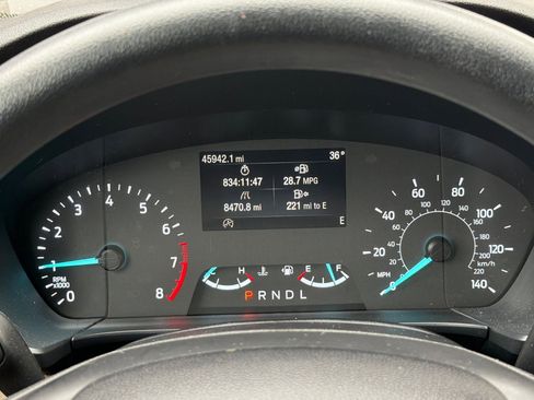 Used 2022 Ford Escape SE image 24