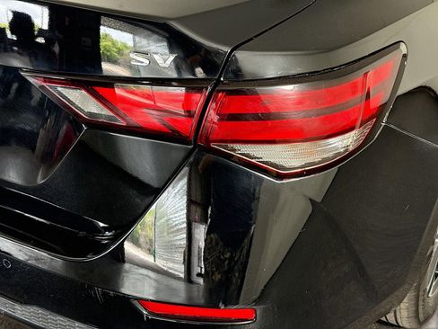 Used 2024 Nissan Sentra SV FWD image 34