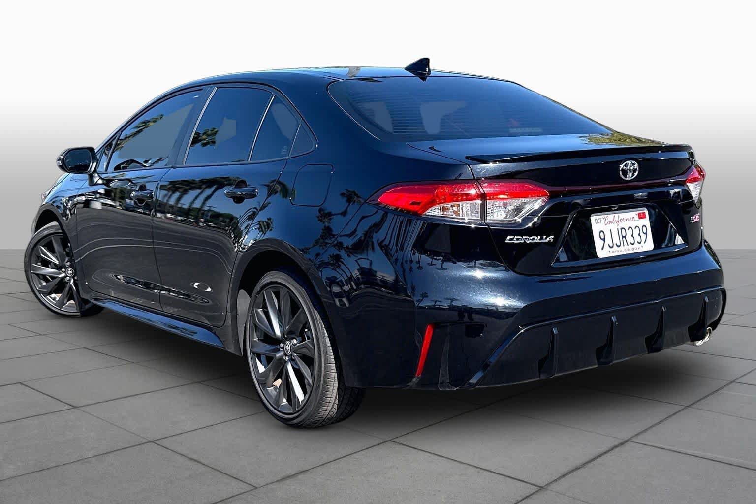 Certified 2024 Toyota Corolla SE w/ SE Premium Package FWD image 11