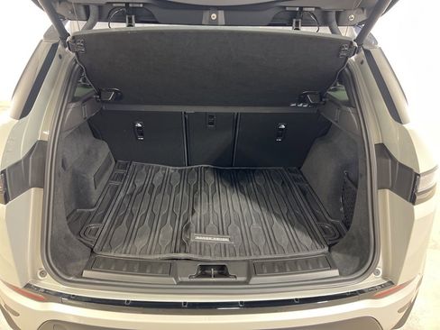 Used 2025 Land Rover Range Rover Evoque S image 28