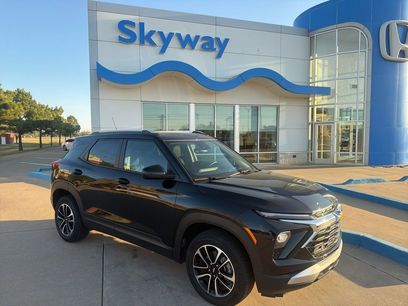 Used 2024 Chevrolet TrailBlazer LT w/ LT Cold Weather Package