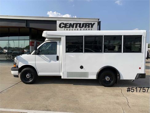Used 2023 GMC Savana 3500 w/ School Bus Package image 4