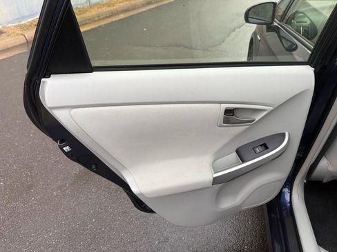 Used 2015 Toyota Prius Three image 15