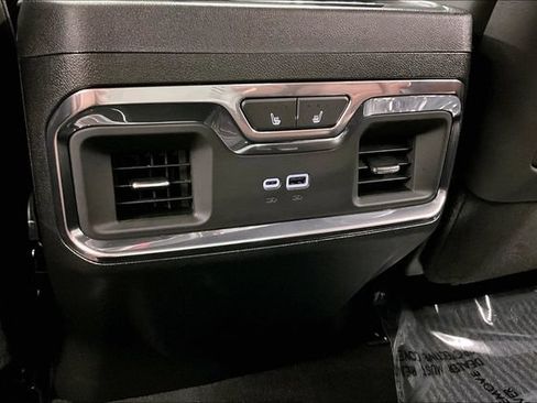 Used 2024 GMC Sierra 1500 Denali Ultimate AWD/4WD image 34
