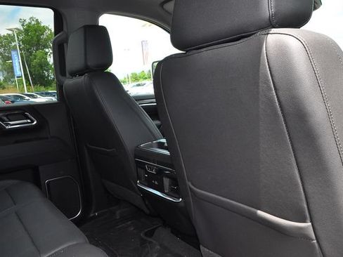 Used 2024 Chevrolet Silverado 2500 LTZ w/ LTZ Convenience Package AWD/4WD image 26