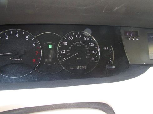 Used 2006 Toyota Avalon Limited image 37