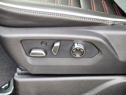 New 2026 GMC Yukon XL AT4 Ultimate image 18