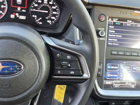Used 2025 Subaru Outback AWD/4WD image 25