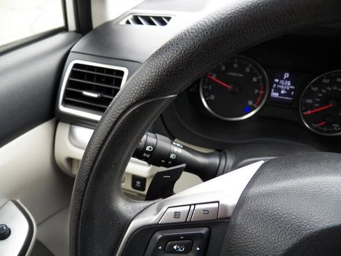 Used 2015 Subaru Crosstrek 2.0i Premium image 25