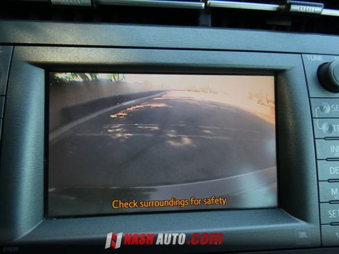 Used 2014 Toyota Prius Four w/ Solar Roof Package FWD image 73