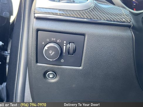 Used 2015 Jeep Grand Cherokee SRT w/ Luxury Group II AWD/4WD image 30