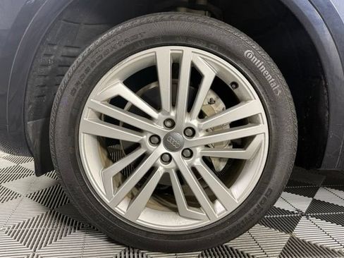 Used 2019 Audi Q5 2.0T Premium Plus w/ Premium Plus Package AWD/4WD image 12