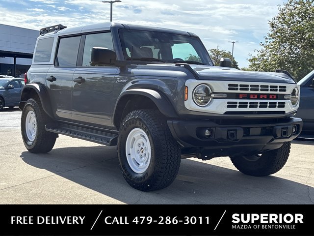 Used 2025 Ford Bronco Heritage Edition AWD/4WD image 1