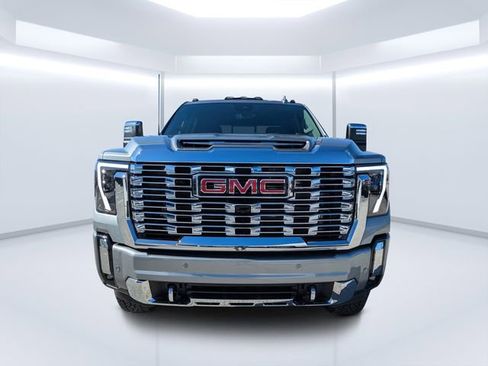 New 2026 GMC Sierra 2500 Denali w/ Denali Reserve Package AWD/4WD image 8
