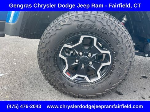 Used 2022 Jeep Gladiator Rubicon w/ LED Lighting Group AWD/4WD image 10