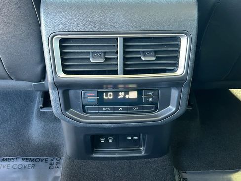 New 2026 Volkswagen Atlas SE FWD image 25