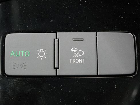 Used 2024 Audi Q3 2.0T Premium image 15