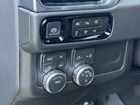 New 2026 GMC Yukon XL Denali w/ Sun & Power Step Package image 14