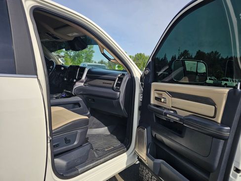 Used 2020 RAM 2500 Limited AWD/4WD image 34