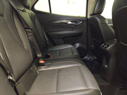 Used 2021 Buick Envision Essence w/ Sport Touring Package FWD image 19