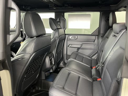 New 2026 Ford Bronco Big Bend w/ Black Diamond Package AWD/4WD image 12