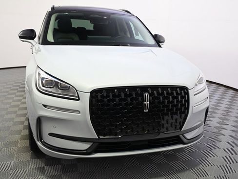 New 2026 Lincoln Corsair Reserve w/ Jet Appearance Package image 9