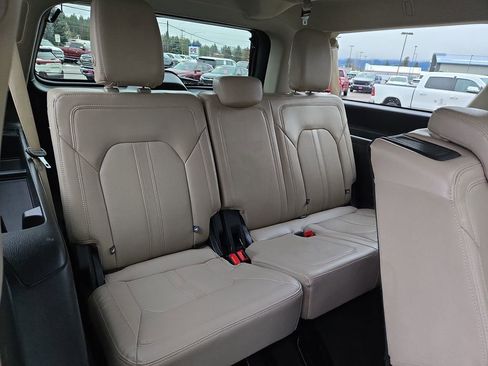 Used 2024 Ford Expedition Max Limited image 16