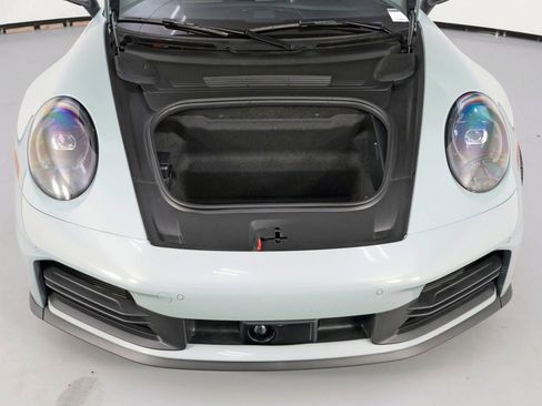 Used 2025 Porsche 911 Carrera image 8
