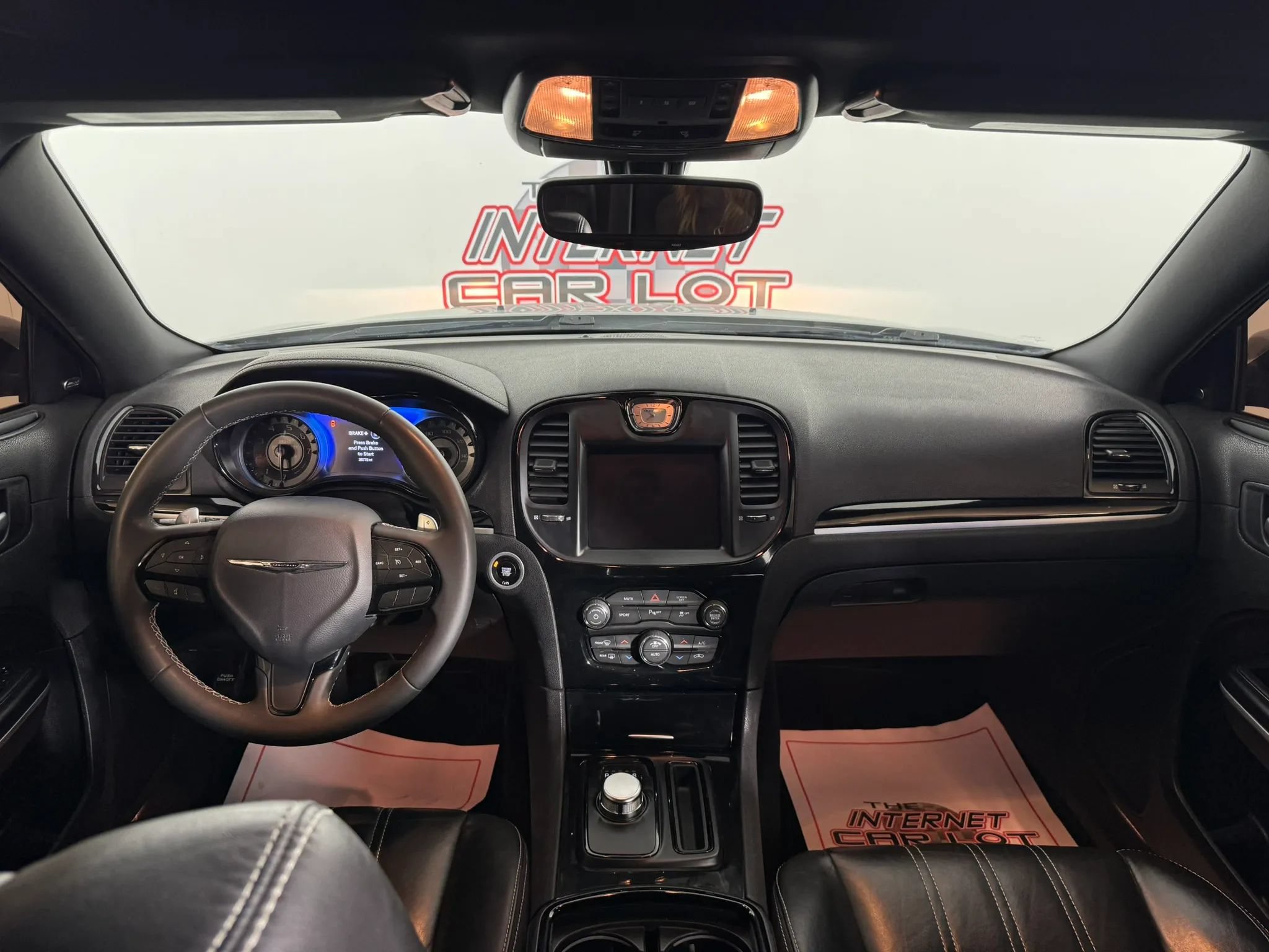 Used 2023 Chrysler 300 S RWD image 11