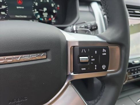 New 2026 Land Rover Discovery Dynamic SE AWD/4WD image 19