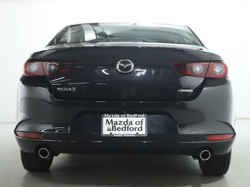 Used 2022 MAZDA MAZDA3 Sedan FWD image 42
