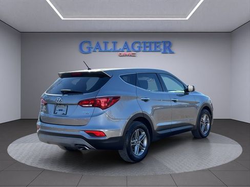 Used 2018 Hyundai Santa Fe Sport image 4